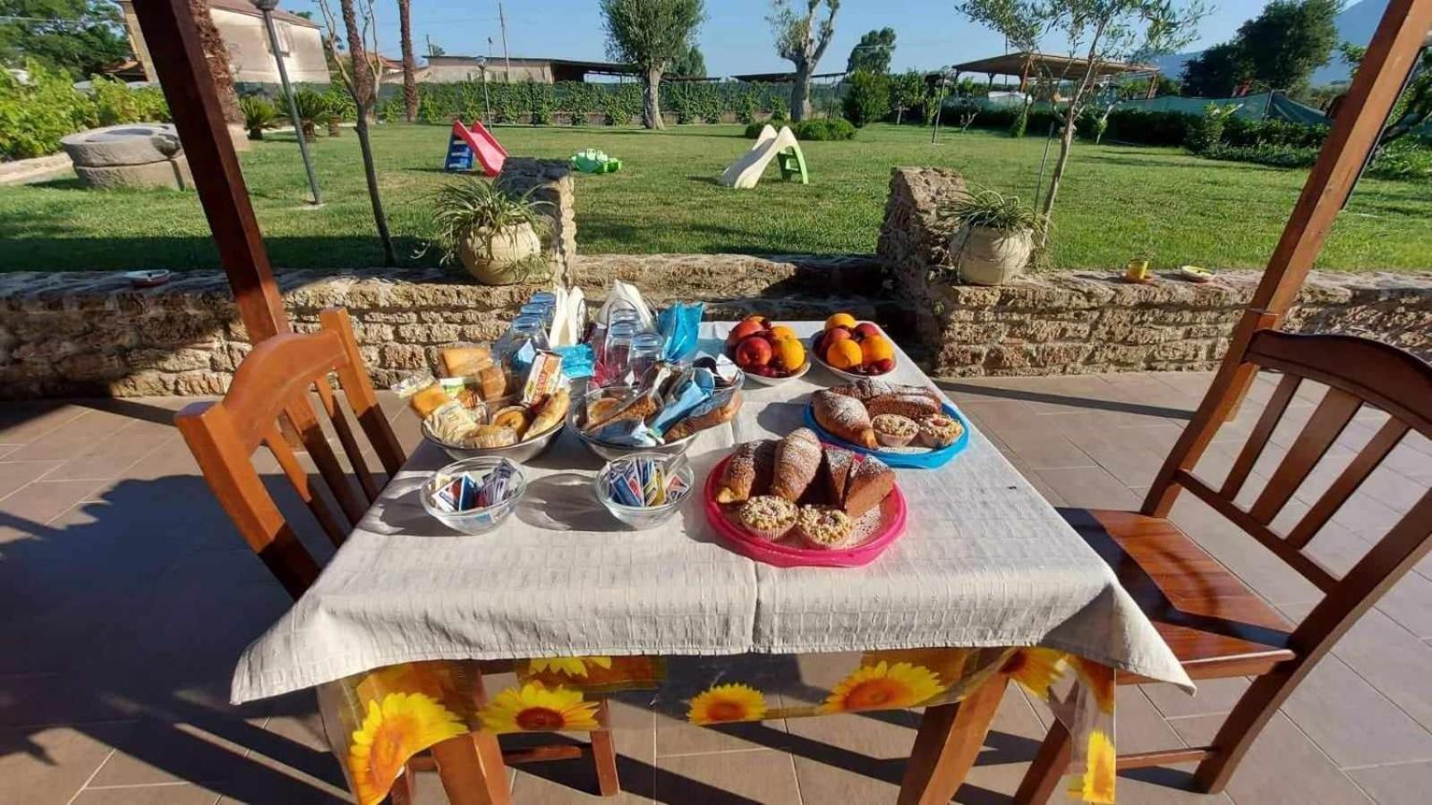 Le Colline Di Paestum Acomodação com café da manhã Capaccio Exterior foto